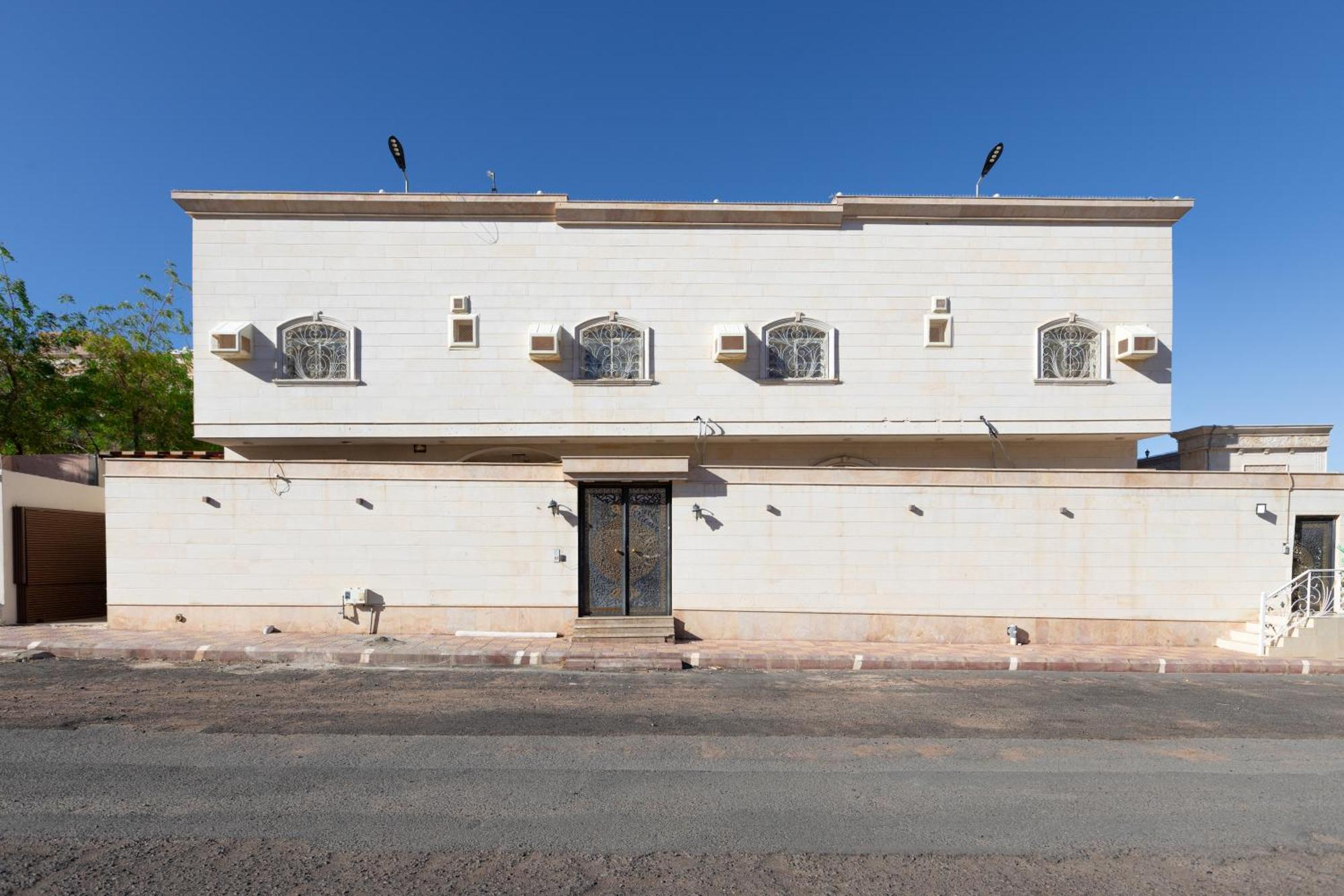Апартаменты Al-Jamwaut A - Nozol Noor 5 Медина Экстерьер фото